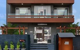 The Atara Near Golf Course Road
